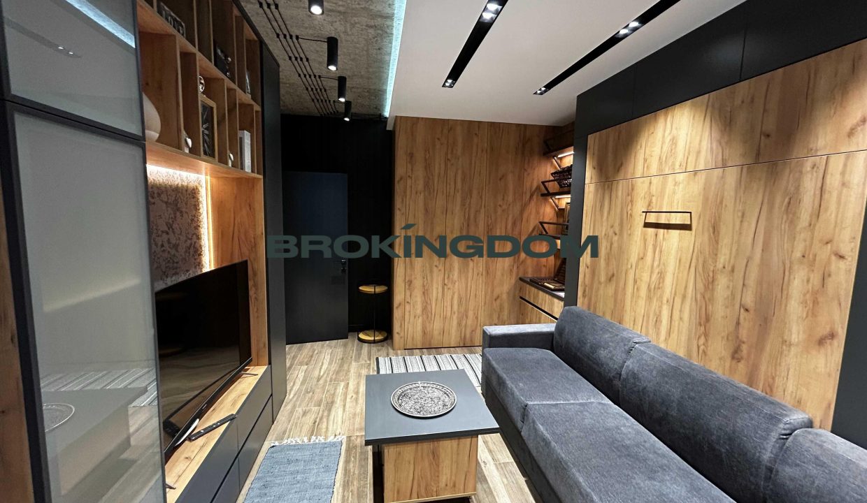 9e546440f6c41e12d73cfa6a20f55f3d