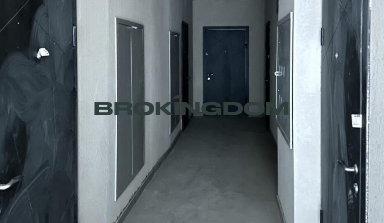 8d24eebbc8eb3970b682fcfdaeda74a9