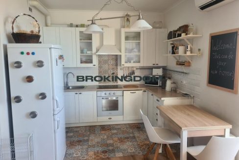 be84b6bd7306bdc3cb458b4aa43bf0e1