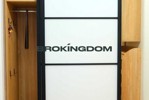 75db3beb56a34969e29834ded73facc4