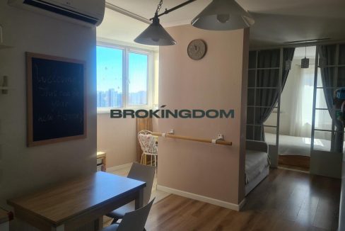 561e02832f5ddebef8133c2445666b09