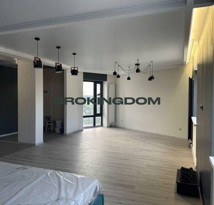 cf1cf4757dc9e9bf33752ff1cd14e479