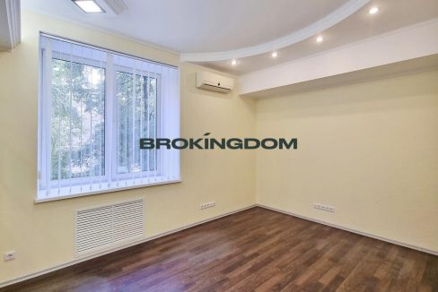 868aa4ed23b42fe3ca5f0a1c29e7ff33