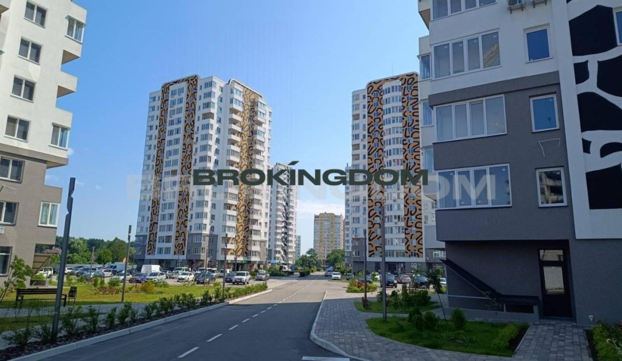 cd531a38d46bfe56bbf7ea7ac1b6e56d