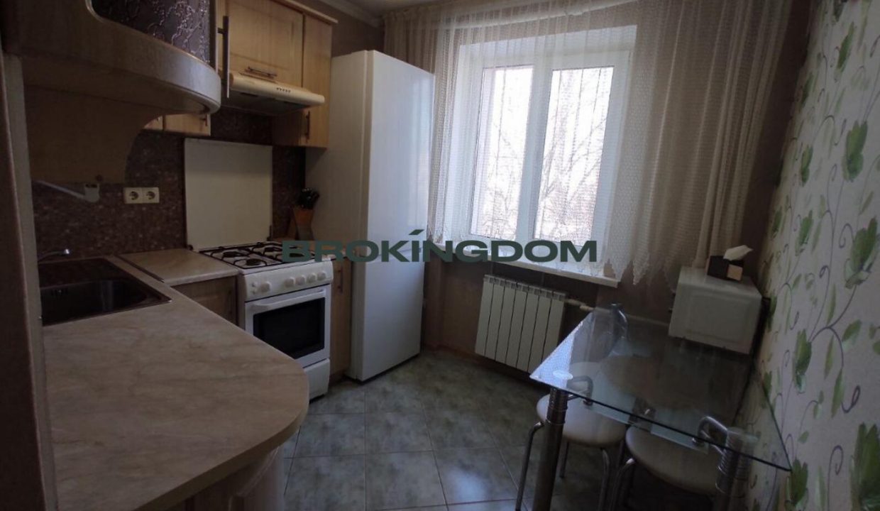 8e69c4579f8e59cffbb58198b5e13f13