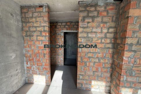 41f31b5998778a52376ef1d268d630e9