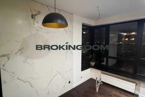 4c72ad9b796c01bee1ae7265d385c1b8