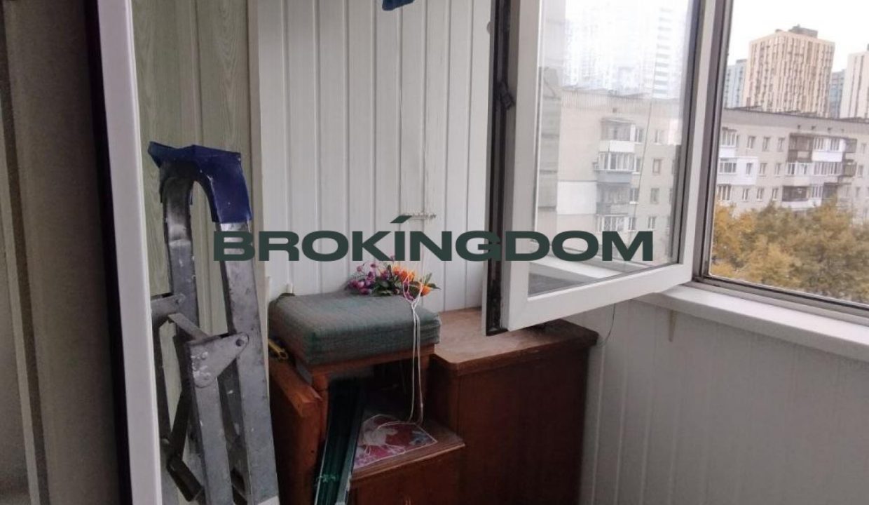 0996887249b38141d3859b9656e7c921