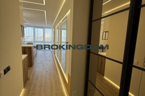 d570eddf4fbb0463de70c350d20f70e8