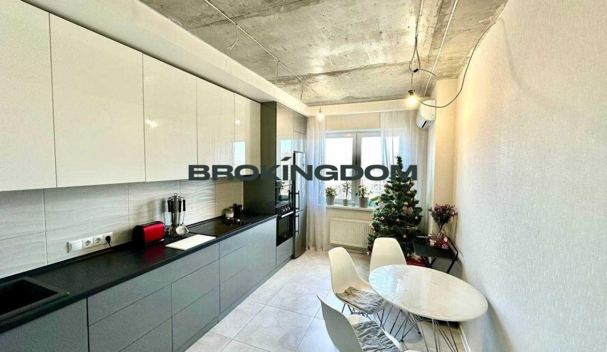 5dd3bc35b685f677eb57865af520312d