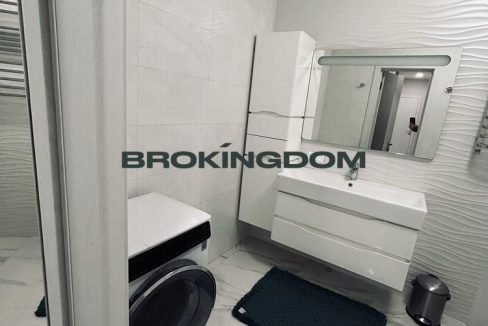 8989c537bd431d20014368d920456355