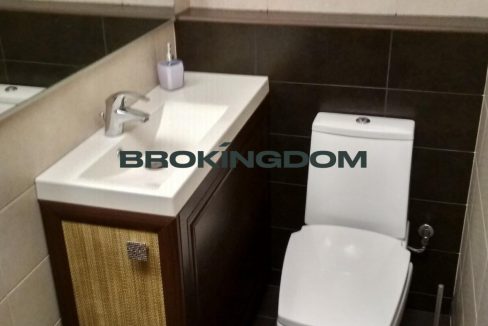 6bad1e54db78cc4561578cb156d0c46d