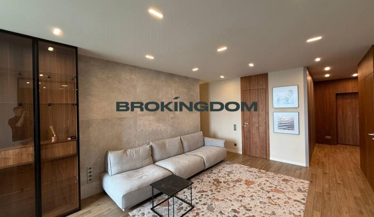 889a70dd406de0c0ca73a236bc0730be