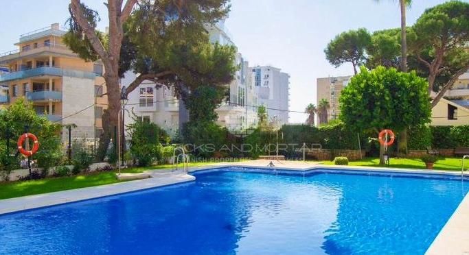 Продаж / Квартира / Málaga, Benalmadena