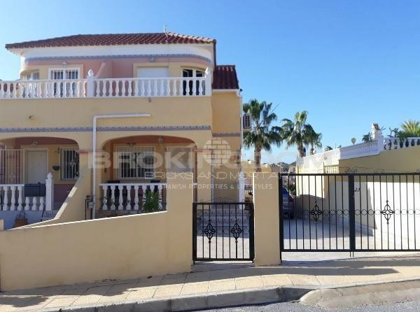 Продаж / Будинок / Alicante, Orihuela