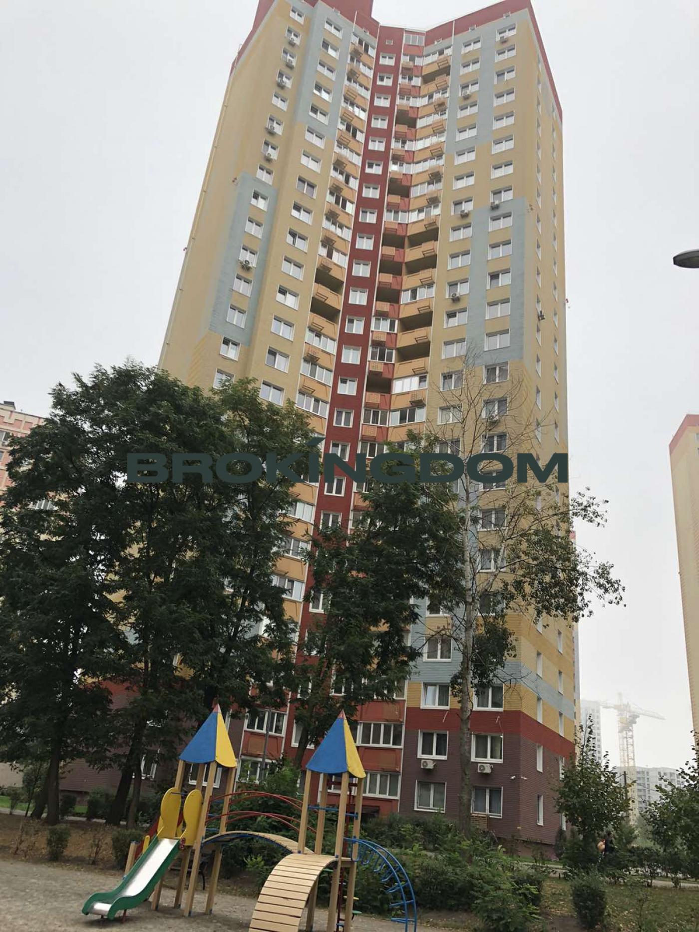 Продаж 1-кімнатної квартири 33кв.м. по вул. Ю. Здановської 83Г