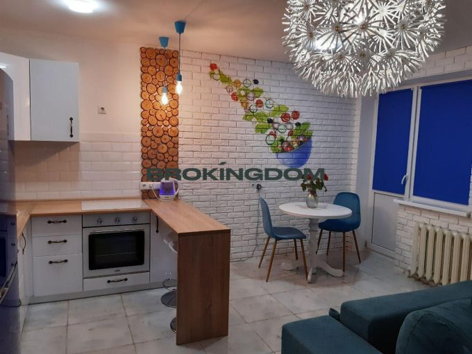 Продаж 2К квартири  (м.Сирець)