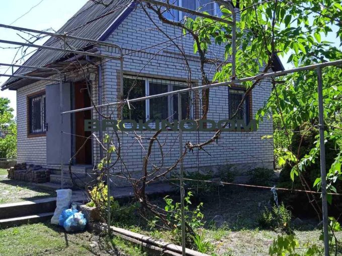 Продаж будинку по вулиці Мрії. Нивки.