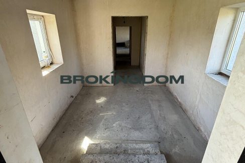 92ca270eca25fdaf4d9a33edcc8af412