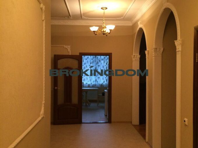 4-х кім. кв.вул.  Старонаводницька 6-Б.Печерськ