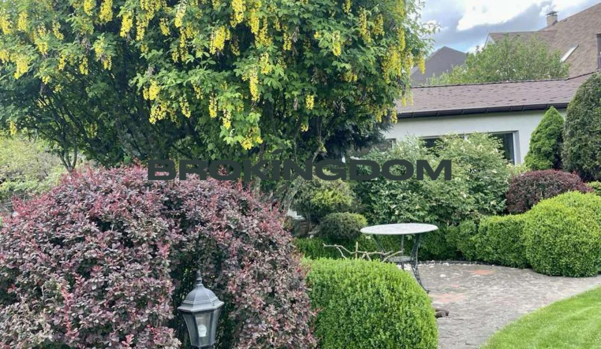 12bc3a270e1e6b913b8e9b88b00ad9bb