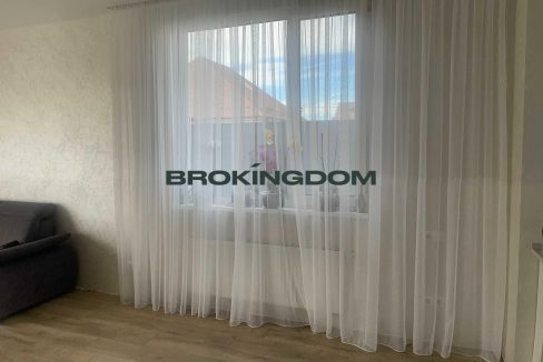 1a35d6cd88d2374118bb0403b0ea21ed