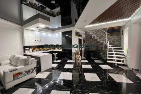 2cd00853556a1418206b5f15d9253303