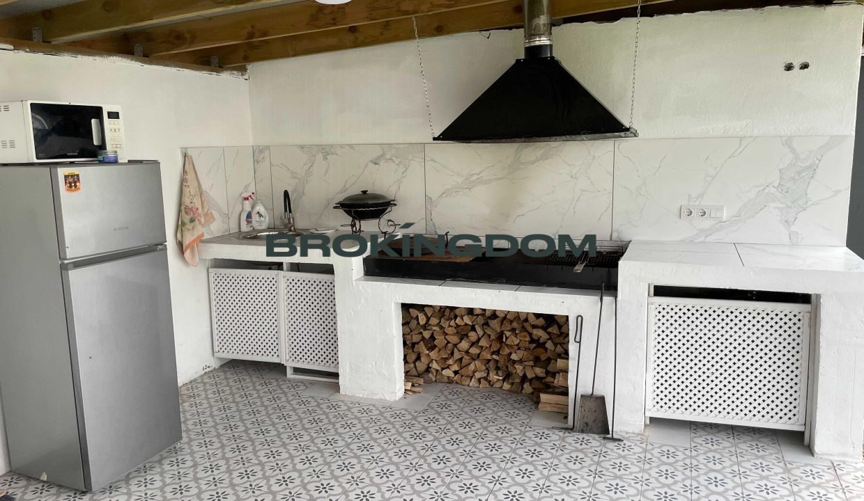 58c742dd8e6c28071a03cdde56d9a5b4