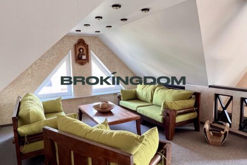 8e5dbc57086fa437d88ceed7f42b1305