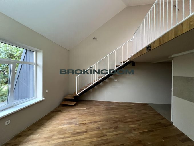 2К квартира в Клубному будинку Сирець