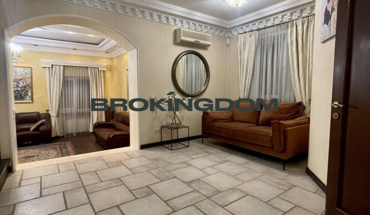 c121d6f11349258a3d69e36c3c576aba