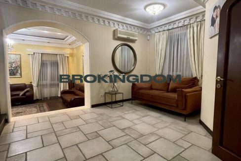 c121d6f11349258a3d69e36c3c576aba