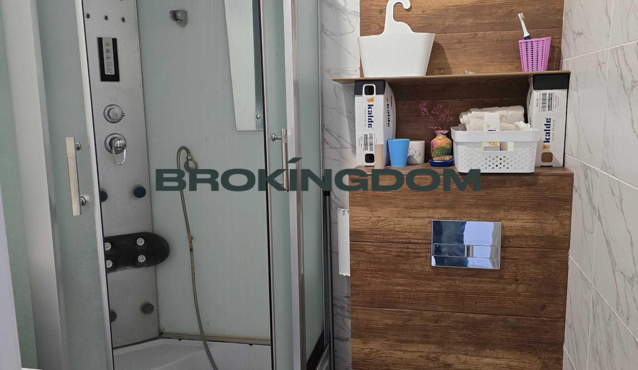 c65f8e9fac1950ed5dfb698c0d40bbbf