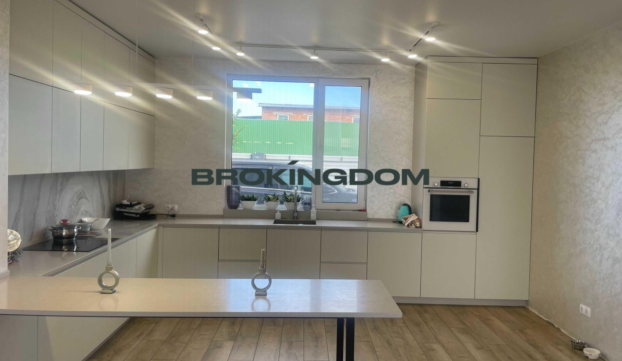 cbabc8aae2169e145ce0c0d73b7bb409