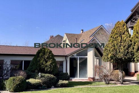 cd4549f874b05d7e8919783a9618e721