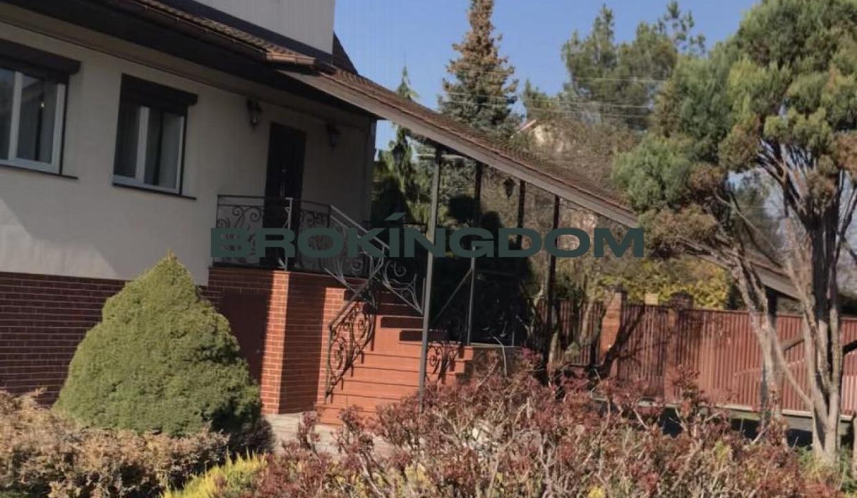 ce7b59678056e35799b646dcb10a56ae