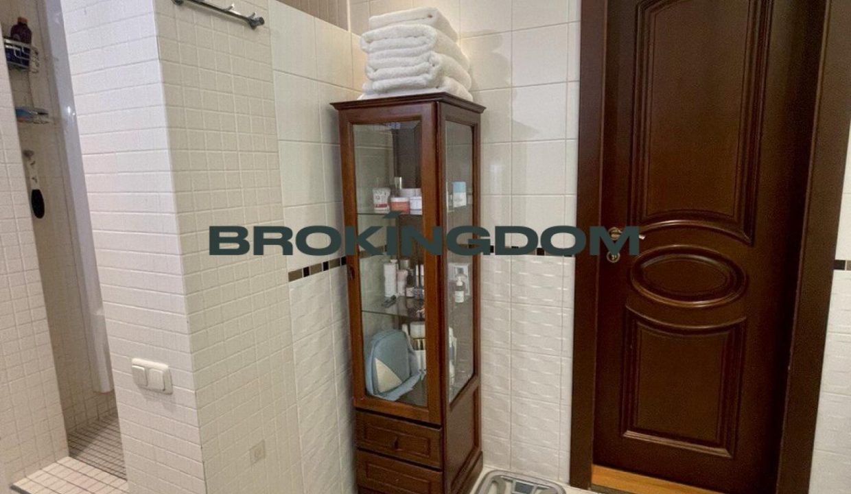 df565088b138b0d2e574982bb22511d3