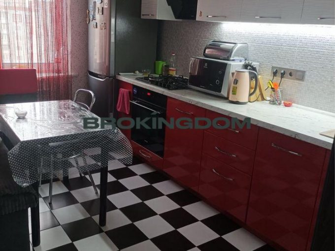 1 кім. кв.вул.Червоноі Калини 8111.єВідновлення