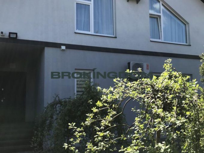 Будинок 2-х поверховий для родини