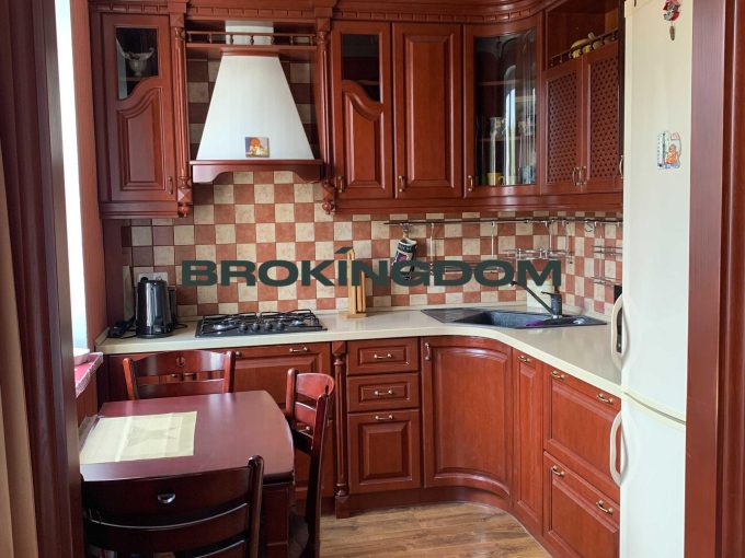 Продаж 3к квартира  вул. Уманська вул. Чоколівка